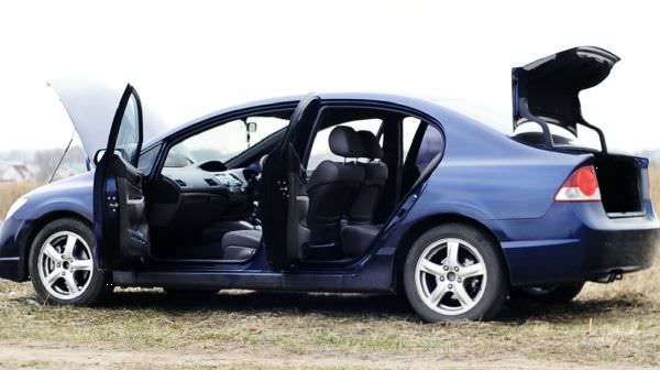 Вскрытие автомобиля без повреждения