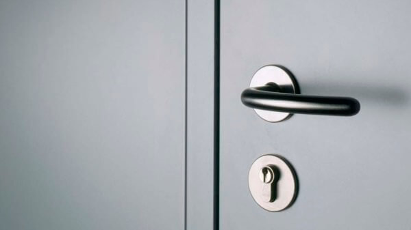 Вскрытие металлических дверей в Рязани